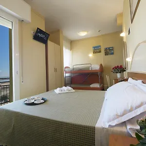 Szálloda Crosal, Rimini